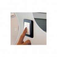 Thumb-1